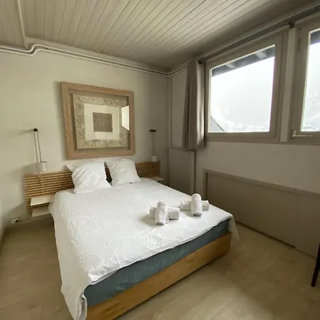 Jules Apartment